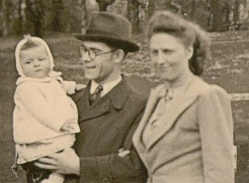 Kirmen Uriberen gaurko saioak ekingo dio euskerazko irakurketa klubari