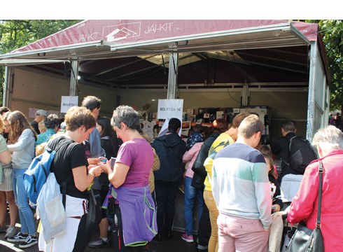 Kittonbolia zabalik egongo da Arrate egunean, goizeko 10:00etatik aurrera