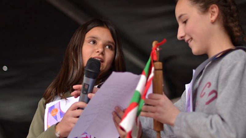 Klika-klika ailegatu da txikien Korrika