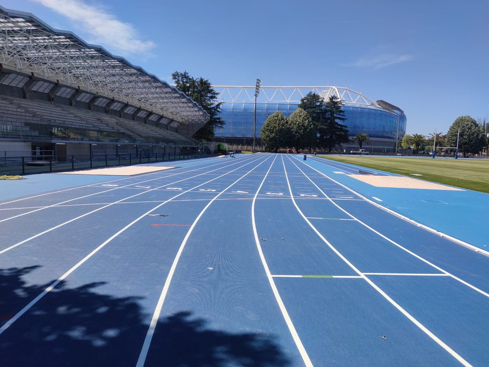 Klub Deportiboko atletek marka pertsonalak hobetzen jarraitu dute Anoeta miniestadio berrituan