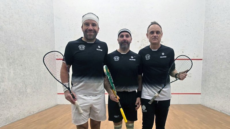 Klub Deportiboko squash taldea Euskadiko txapeldun
