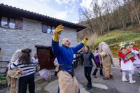 Koko-marru eta koko-dantzariek Aratoste gose handiagoarekin laga gaituzte
