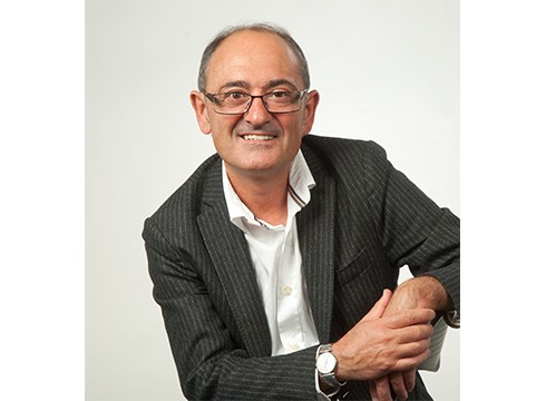 Koldo Zuazo, hizkuntzalaria: “Asko estimatu dut neure herriak eman didan babesa”