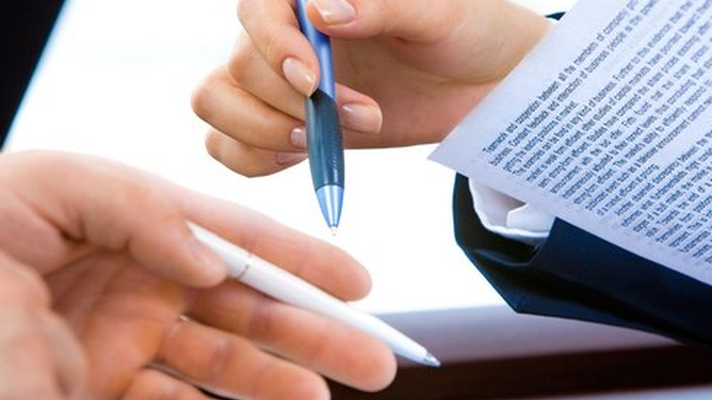 Kontsumitzaile eta erabiltzaileen eskubideak alarma-egoerak irauten duen bitartean