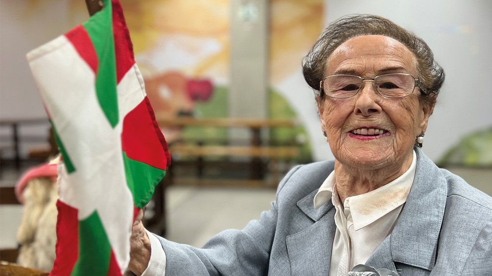 Kontxa Laspiur euskara-irakasle ohiak datorren astean Gure Balioak Saria jasoko du, Coliseo Antzokian egingo den ekitaldian