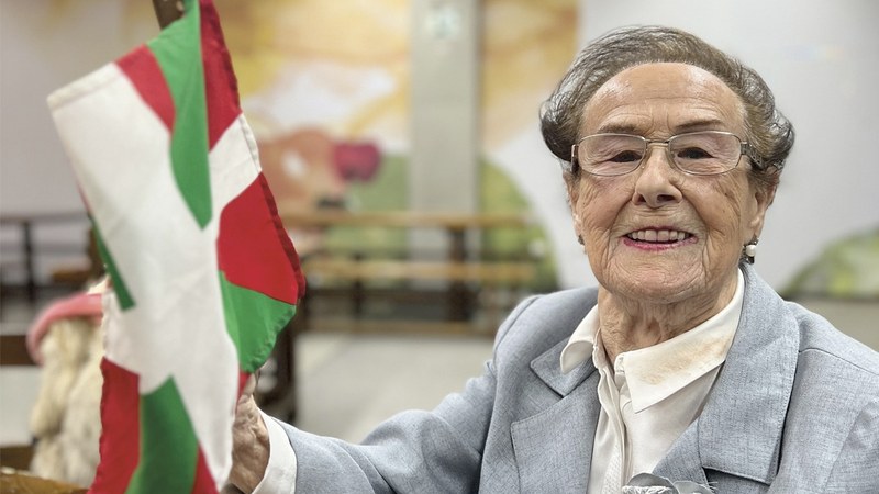 Kontxa Laspiur Zabalari omenaldi herrikoia egingo diote barixakuan Ipuruako merkatu plazan