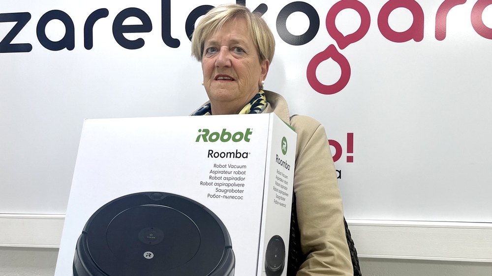 Koro Irazu bazkideak irabazi du ...eta kitto! Euskara Elkarteak zozketatutako laugarren oparia