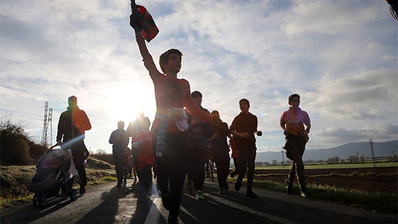 Korrika 2022ra atzeratu du AEK-k