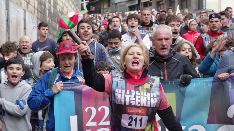 Korrika Eguneko herri-bazkariko tiketak salgai, baita martxoaren 6an ere