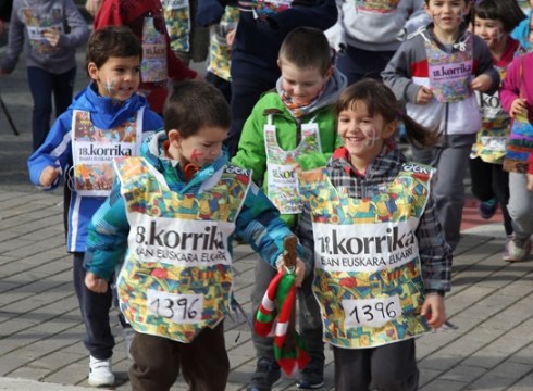 Korrika Txikiak bidea zabalduko dio nagusien lasterketari