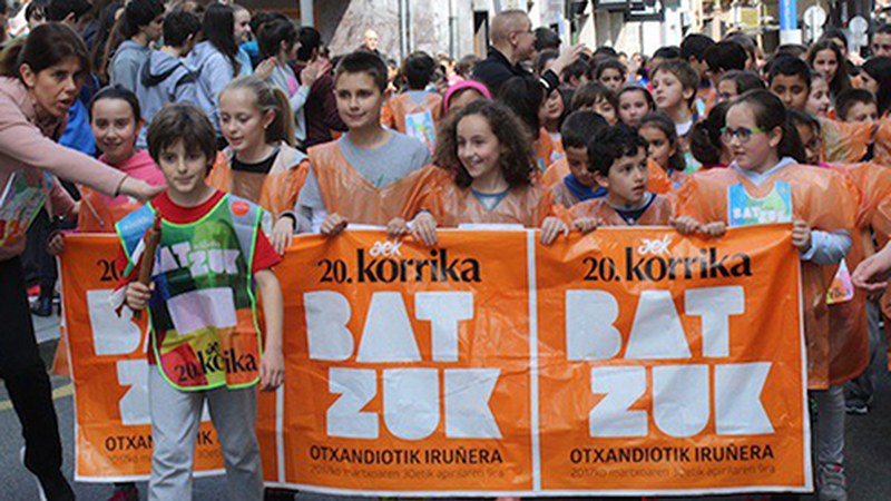 Korrika Txikiak herriko kaleak ederto girotu ditu