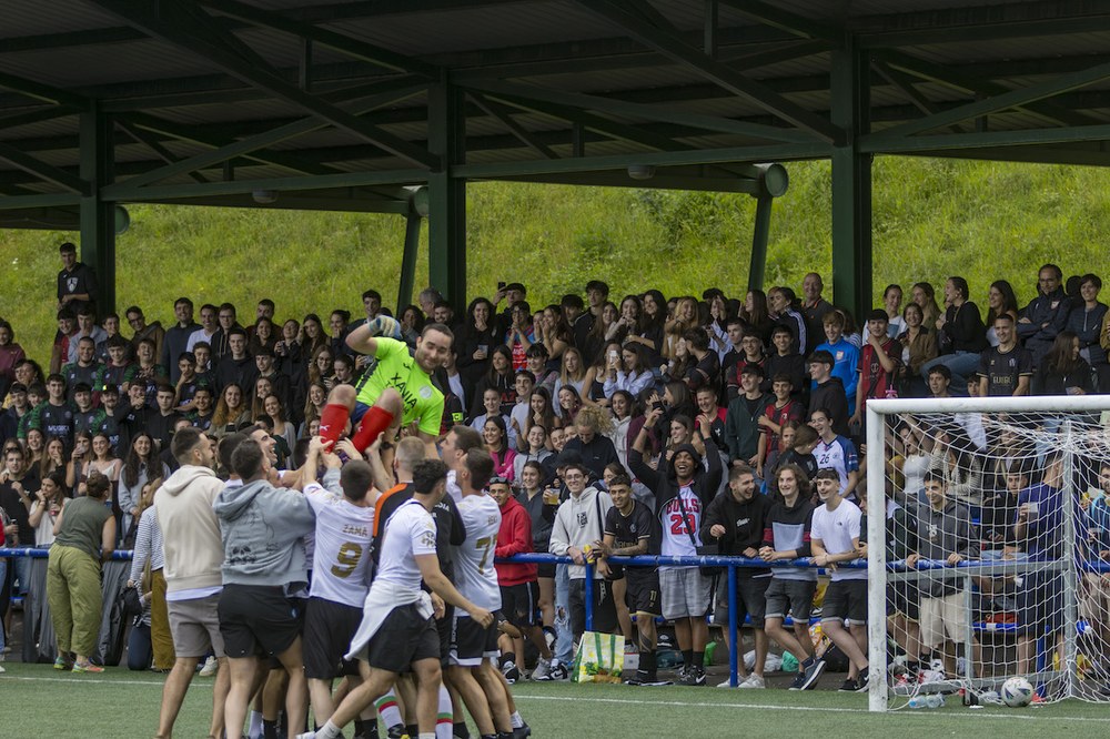 Kuadrillen arteko futbol 7 txapelketa forma hartzen ari da eta multzoak zehaztu dituzte