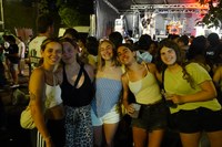 Kuadrillen giro bikaina txosnagunean, San Juan jaiei amaiera emateko
