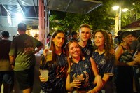 Kuadrillen giro bikaina txosnagunean, San Juan jaiei amaiera emateko