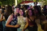 Kuadrillen giro bikaina txosnagunean, San Juan jaiei amaiera emateko