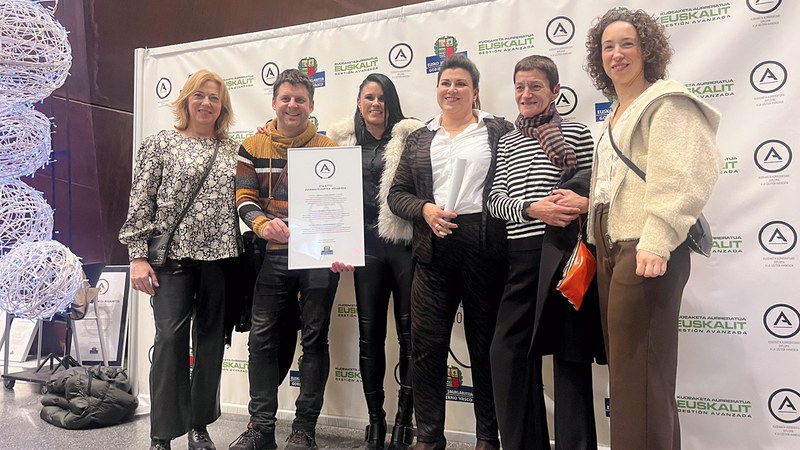 Kudeaketa Aurreratuaren Diploma jaso du ...eta kitto!-k