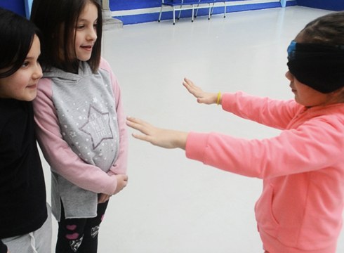 "Ni ez naiz xomorroa" abestia hartu eta jolas polita aurkeztu digute La Salle Isasiko ikasleek