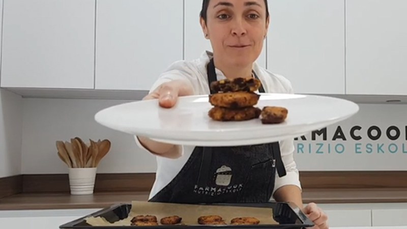 (BIDEOA) La Sallek eta Farmacook-ek haurren elikadura osasuntsua bultzatzen duten bideoak egin dituzte