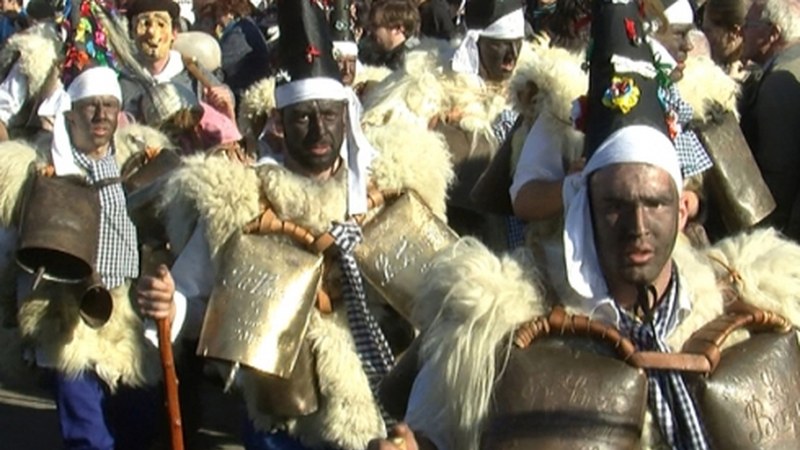 La Vijanera maskaradarekin hasiko dira Kantabriako Etxekoen jaiak