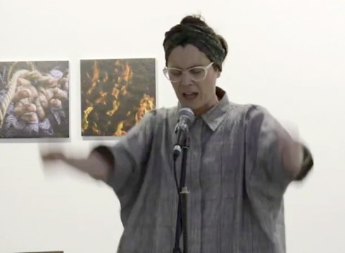 "Laino guztien gainetik" saio musikala eskaini zuen atzo Mursegok, "Sorginak!" erakusketari amaiera emateko