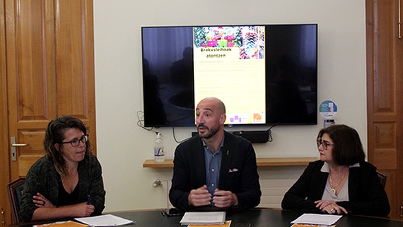 Lanbide Heziketako ikasleek erakusleihoak Gabonetarako apaintzea nahi duten dendek izena eman dezakete