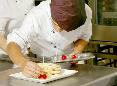 Lanbide prestakuntzarako izen-ematea zabalik