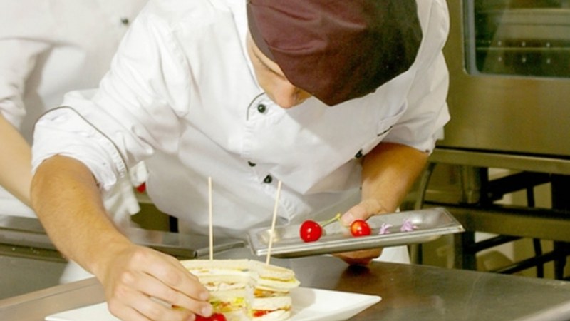 Lanbide prestakuntzarako izen-ematea zabalik