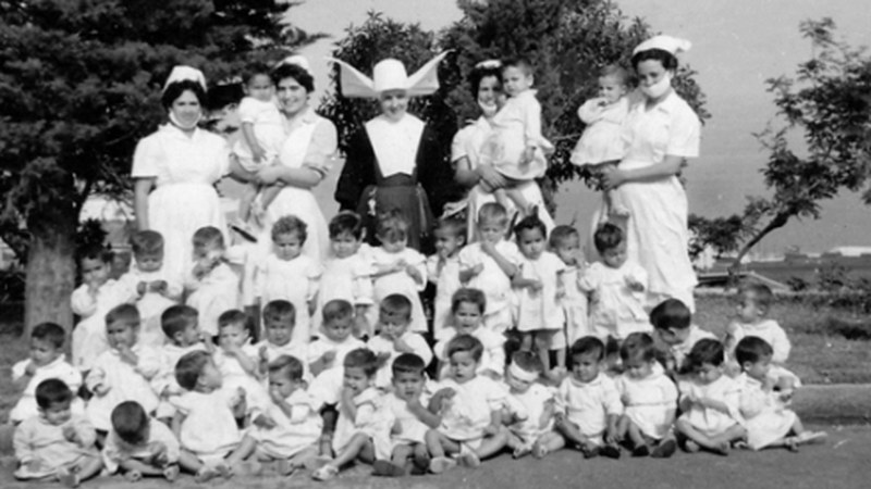 Lapurtutako umeen auziaren inguruko adierazpena egin du Udalak