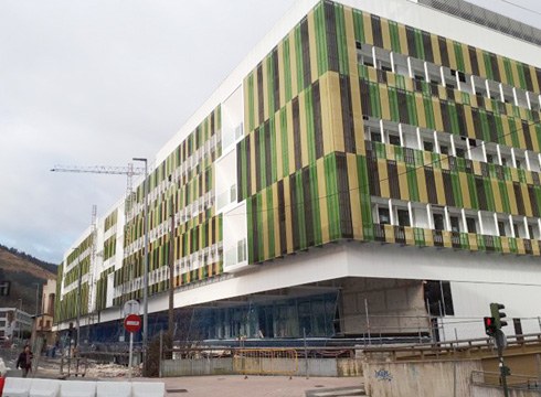 Larrialdi zerbitzuak anbulatorioan eta ospital berrian egongo dira