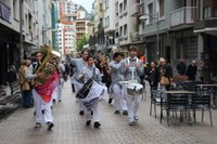 Latuno Bando txarangaren erritmora hasi da Euskaraldia Eibarren