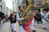 Latuno Bando txarangaren erritmora hasi da Euskaraldia Eibarren