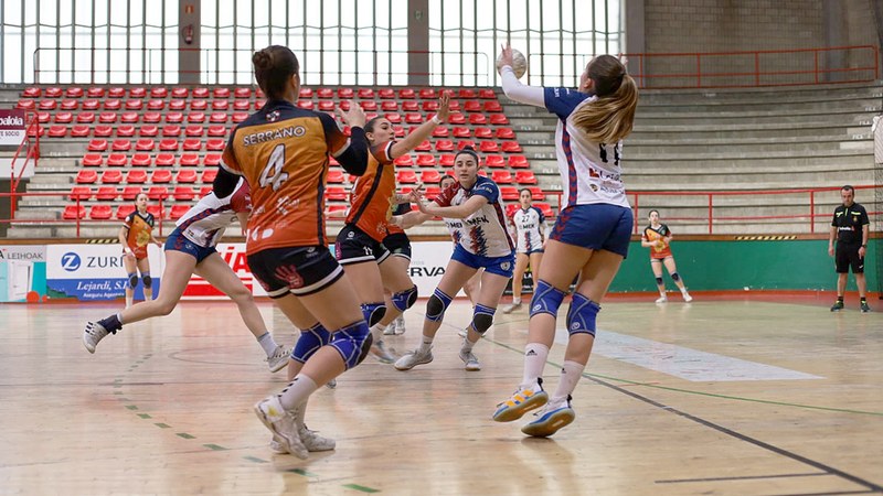 Lau golengatik galdu zuen Mek Eibar Eskubaloiko taldeak Kopako lehen partiduan