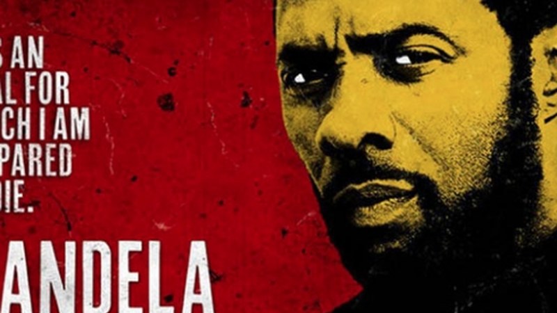 Lau pelikula aukeran bihartik aurrera