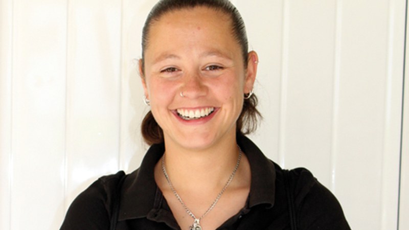 Laura Olmo (foballaria): agur 18 urteko jardunari