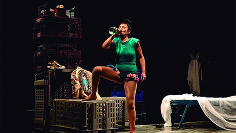 Laura Penagos, aktorea: “Antzezlana ispilu handia da publikoarentzat eta deserosoa izan daiteke eurentzat”