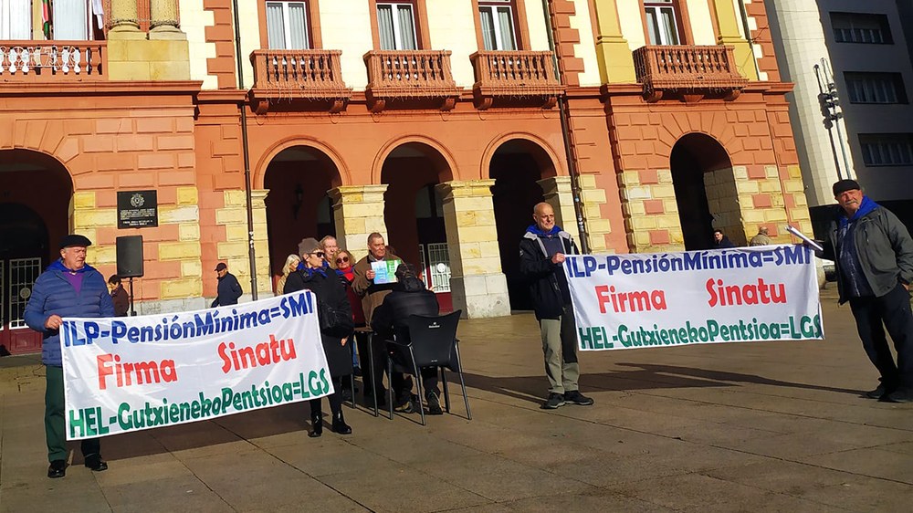 Legebiltzarrean aurkeztutako Herri Ekimen Legegilearen aldeko sinadura bilketarekin hasteko oniritzia laster jasotzea espero dute pentsiodunek
