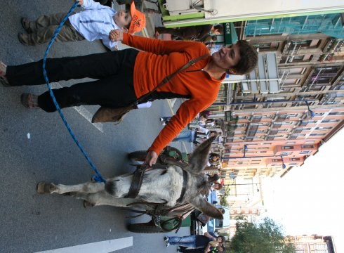 “Lehen kontzertuan ez ginen ausartzen garagardo bat edatera ere!”