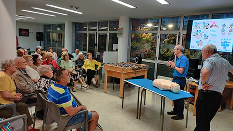 Lehen sorospenekiko estrategia aurkeztu dute Untzagako jubiletxean