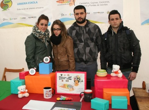 Leire Larrazabal, Tudesign: "Norberaren irudia nonbaiten islatzeko aukera dago"