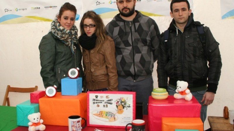 Leire Larrazabal, Tudesign: "Norberaren irudia nonbaiten islatzeko aukera dago"