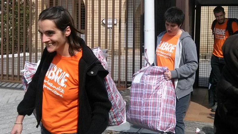 Libre, epaiaren zain geratu dira Naroa Ariznabarreta eta A-8a mozteagatik auzipetutako beste gazteak