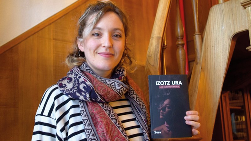 Lide Hernando egongo da gaurko irakurketa klubean ‘Izotz ura’ bere lehen liburuarekin