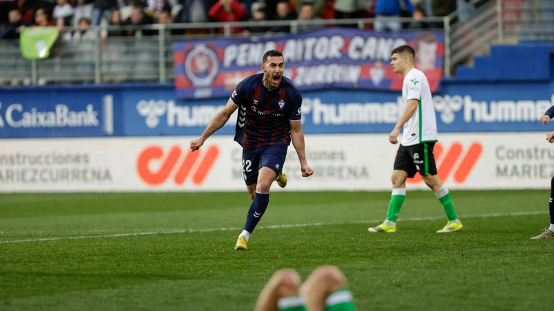 Liderrari deskontuan irabazita, SD Eibar baikor doa Riazorrera