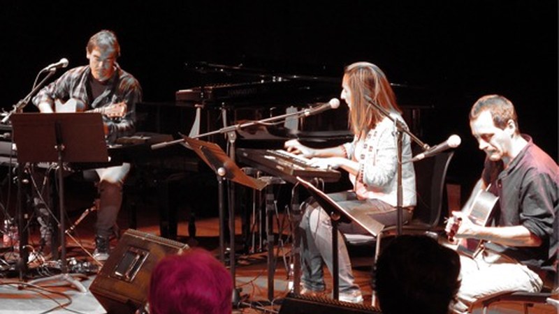 "Linbotarren itzalak ate ostean" ikuskizun poetiko-musikala eskainiko dute barixakuan Elgoibarren