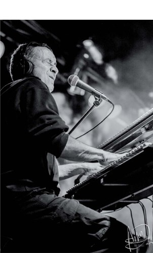 Lisker taldeko teklista,  Saladoren omenez San Kristobalgo jaixetan emandako kontzertuan (Joseba Barritua "Arno")