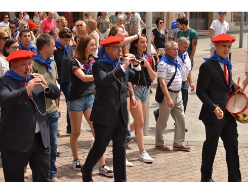 Lizarrako dultzaineroekin hasiko dira bihar San Juan jaiak Eibarren