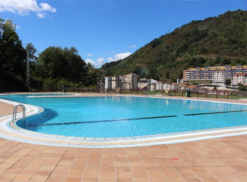 Lizitaziora atera da Ipuruako kanpoko igerilekuen tabernaren ustiapena