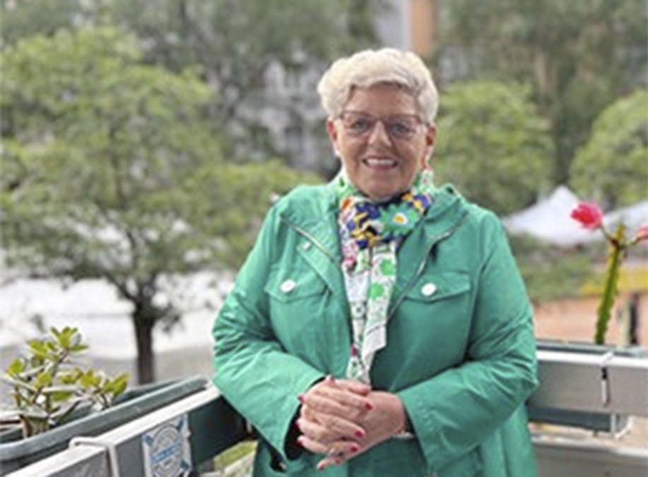 Lourdes Urzuriaga Andirao elkarteko presidentea eta Udaleko zinegotzi-ohia hil egin da