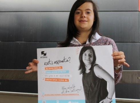 Lucia Juarez Simon: “Jendeak ni nolakoa naizen ikustea nahi dut”