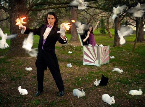 Magia ikuskizuna eskainiko dute gaur Antzerki Jardunaldietan